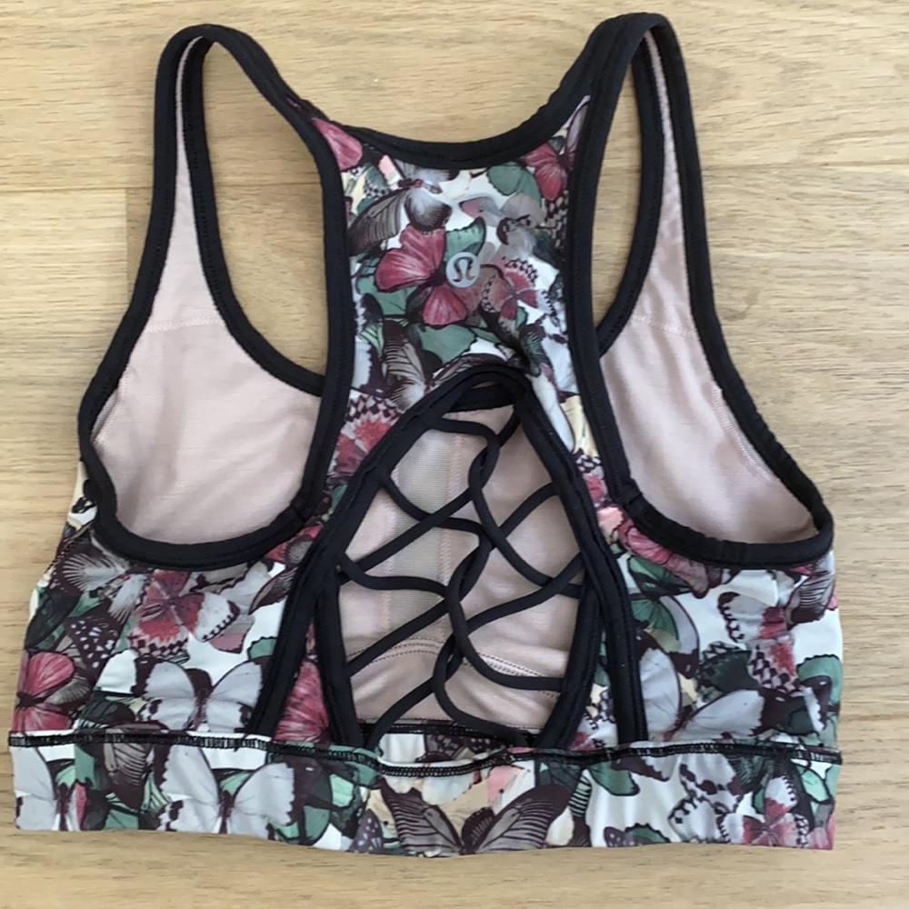 Lululemon xs sports bra with caged back